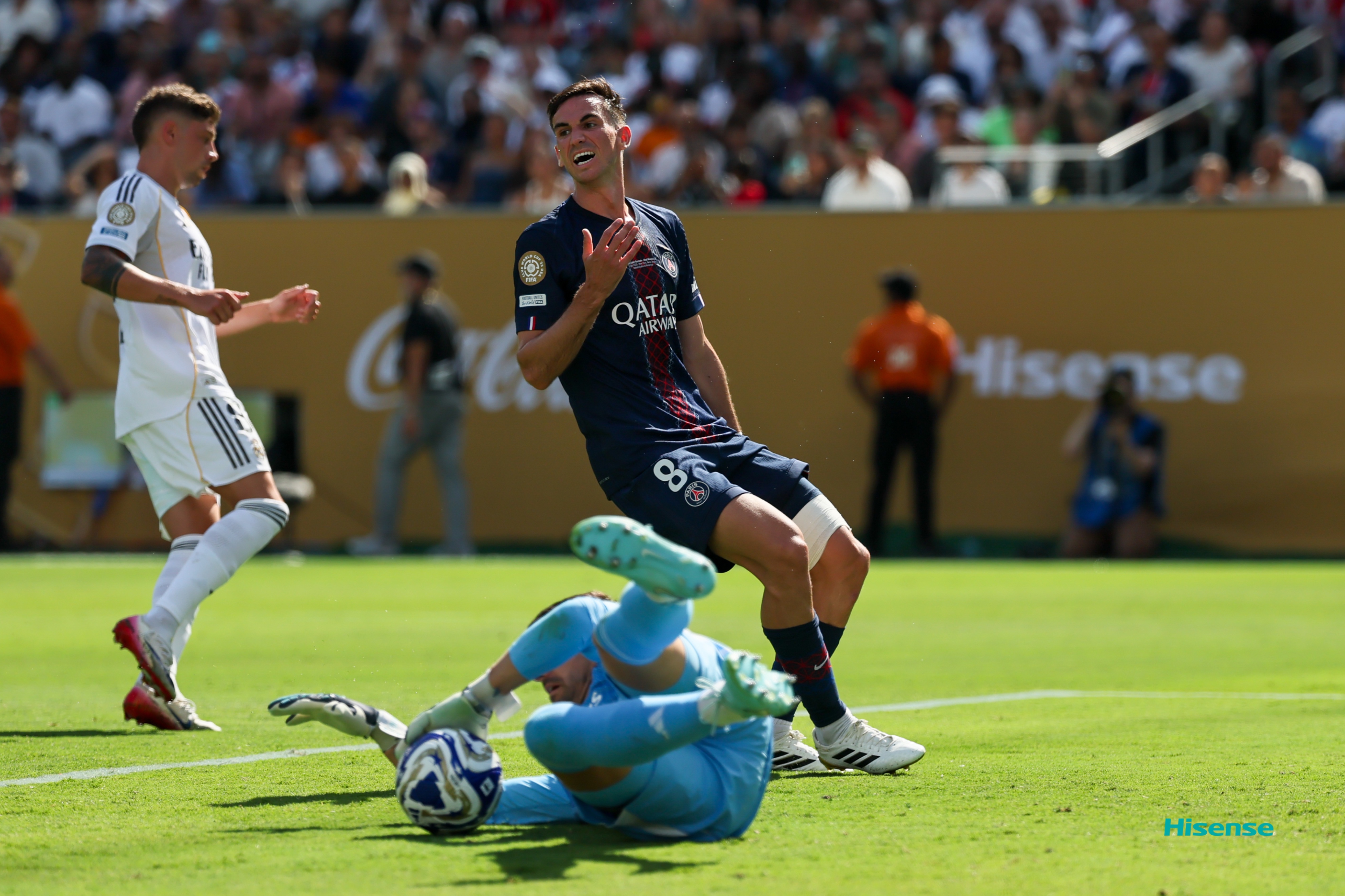 赛前欧超杯焦点战,圣安东尼奥马刺刷新队史纪录,气氛紧张,高层口径保持一致的简单介绍 赛前欧超杯焦点战,圣安东尼奥马刺刷新队史纪录,气氛紧张,高层口径保持一致的简单介绍