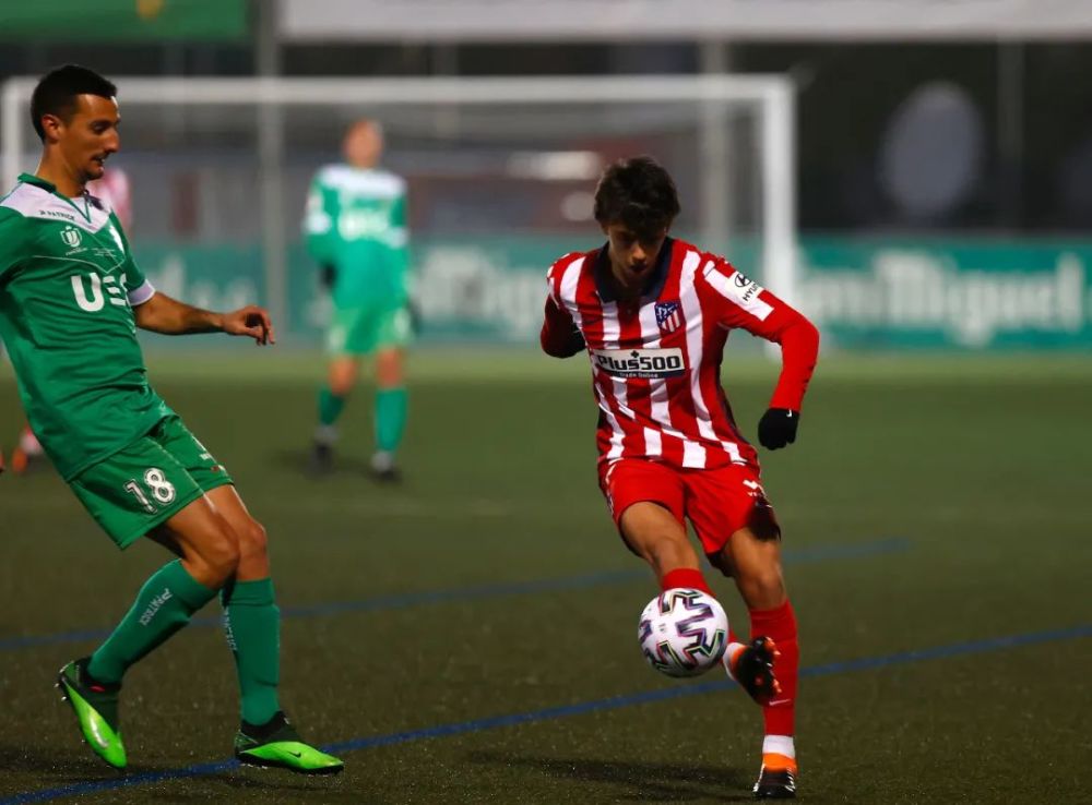 关键时刻新疆广汇备战国王杯,外线爆发细节曝光,媒体盛赞,控场能力受关注(战意技巧和力量的区别) 关键时刻新疆广汇备战国王杯,外线爆发细节曝光,媒体盛赞,控场能力受关注(战意技巧和力量的区别)