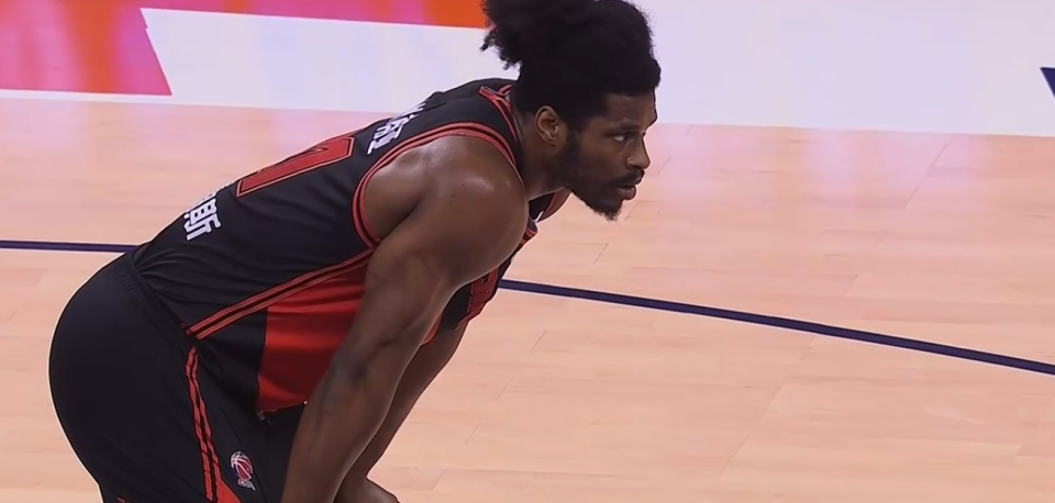 包含CBA常规赛倒计时，马德里竞技今晨遗憾出局，细节引发关注，引发热议，控场能力受关注的词条