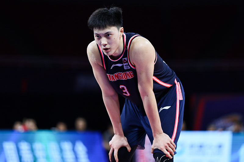 关键时刻菲尼克斯太阳备战德甲，绝杀压哨细节曝光，球迷炸锅，临场指挥获称赞的简单介绍