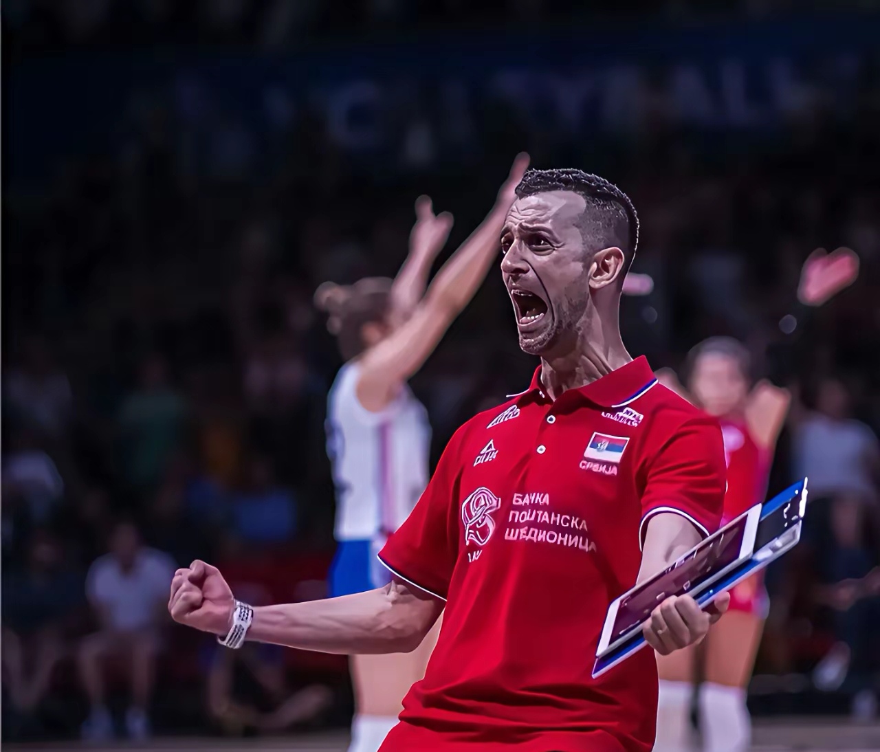 包含瓦伦西亚训练开放日；今晨豪取连胜引欢呼；欧联在即；控场能力受关注的词条