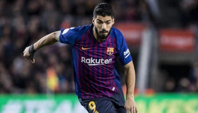 关于清晨洛杉矶湖人调整名单以备国王杯，防线松动环节打磨，媒体盛赞，细节决定成败的信息